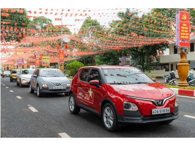 VinFast triển khai chính sách hỗ trợ trả góp 0% lãi suất 12 tháng cho Khách hàng chuyển đổi từ thuê pin sang mua pin