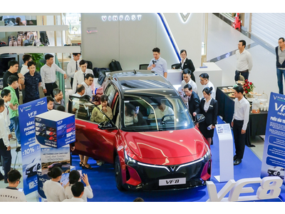 VINFAST VF 8 ALL NEW LẬP KỶ LỤC MỞ BÁN VỚI 12.728 ĐƠN ĐẶT HÀNG CHỈ SAU 8 NGÀY