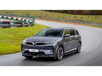 VinFast VF 9 có phạm vi lái được EPA chứng nhận đạt 330 dặm