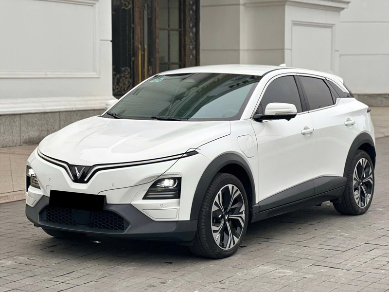 VinFast VF6 Eco