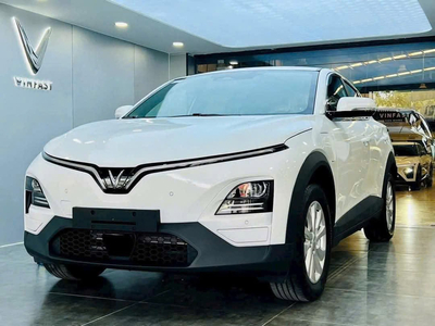 VinFast VF6 Eco