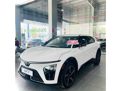 VinFast VF7 Plus