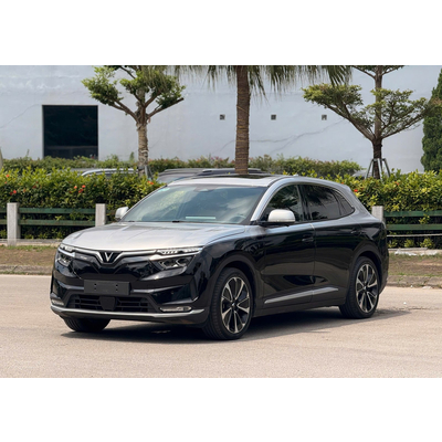 VinFast VF8 Plus Lướt 2024 - Màu Đen nóc bạc- Odo 3000 Km