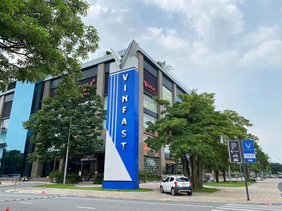 Vinfast Vincom Long Biên