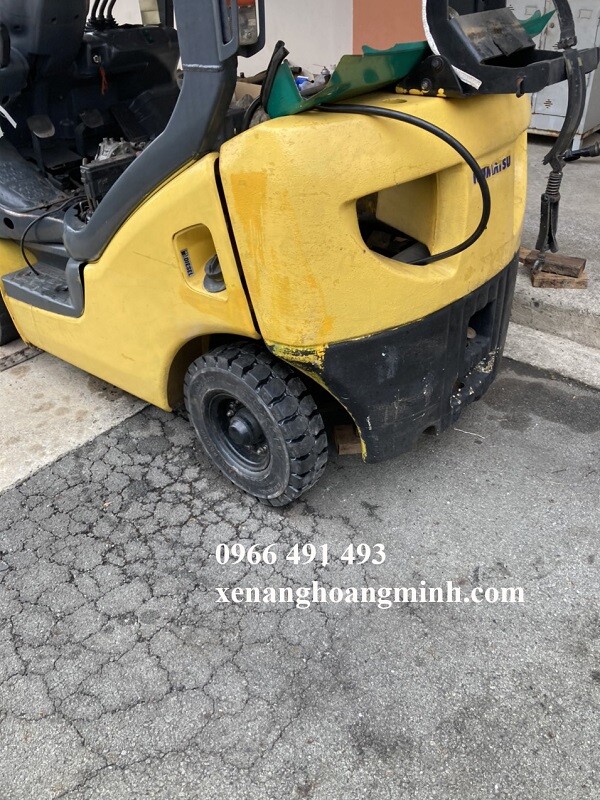 thay lốp đặc xe nâng 500-8
