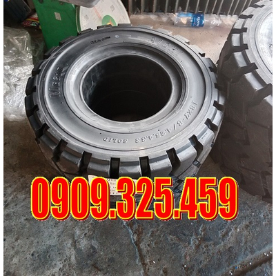 VỎ ĐẶC XE NÂNG 18x7-8 AICHI