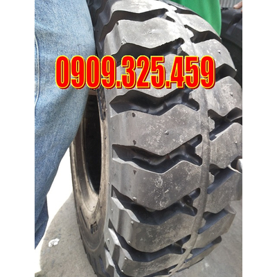 VỎ ĐẶC XE NÂNG 6.50-10 PHOENIX