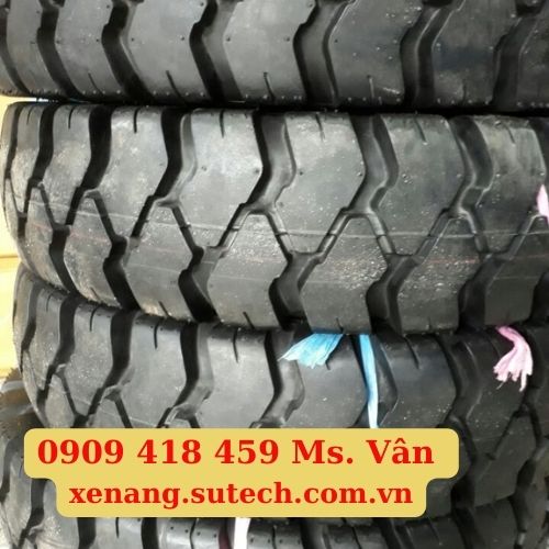 Lốp xe nâng hơi 650-10 Deestone Thái Lan