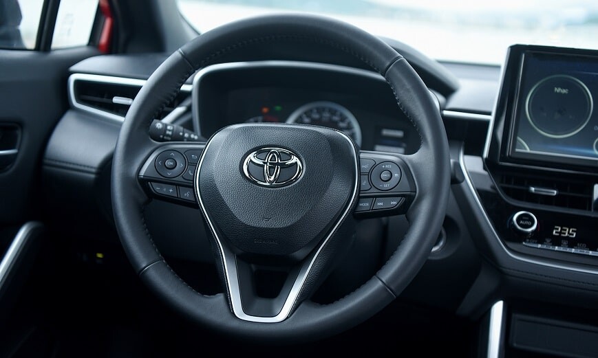 Vô lăng xe Toyota Cross bản 1.8 V