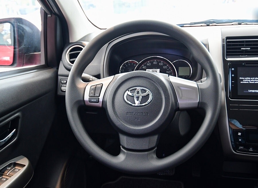 Vô lăng xe Toyota Wigo G 1.2 AT tự động