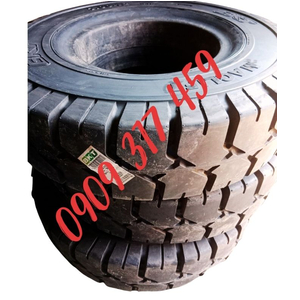 Vỏ đặc xe nâng 700-12 BKT