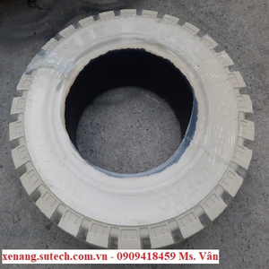 Vỏ đặc xe nâng màu trắng