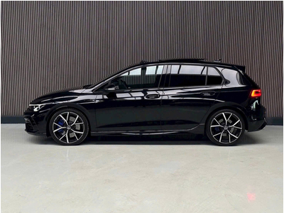 Volkswagen Golf GTI 2025