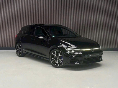 Volkswagen Golf Life 2025