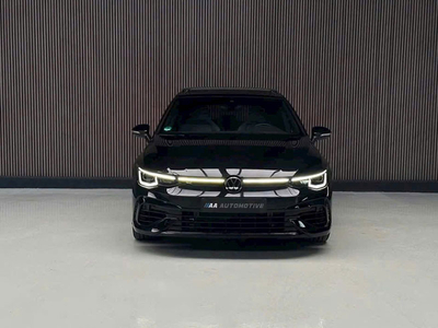 Volkswagen Golf Life 2025