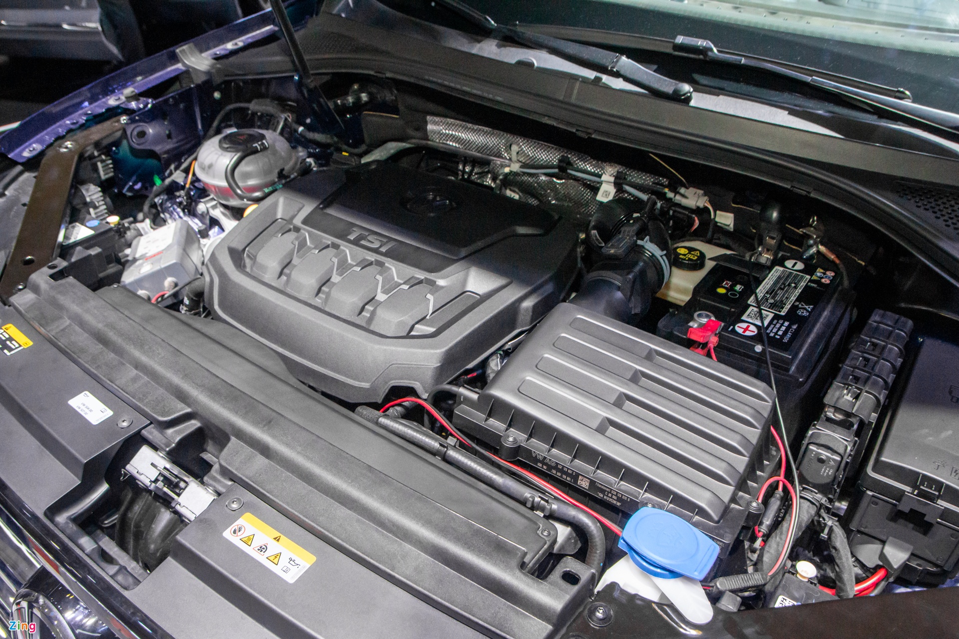Volkswagen Tiguan Allspace 2.0L - Hình 20