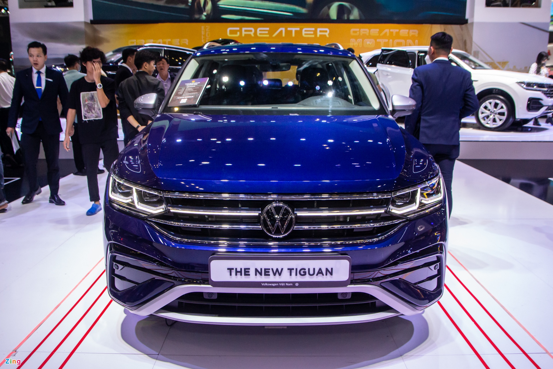 Volkswagen Tiguan Allspace 2.0L - Hình 2