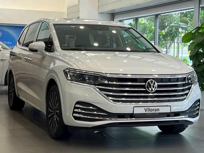Volkswagen Viloran Premium