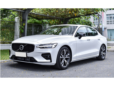 Volvo S60 R-Design 2022