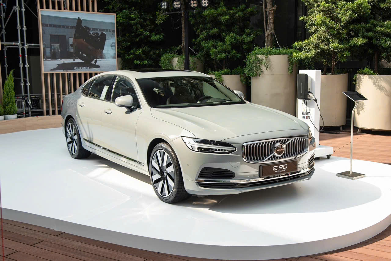 Volvo S90 Plug-in Hybrid Ultra