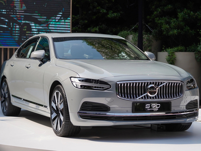 Volvo S90 Ultra