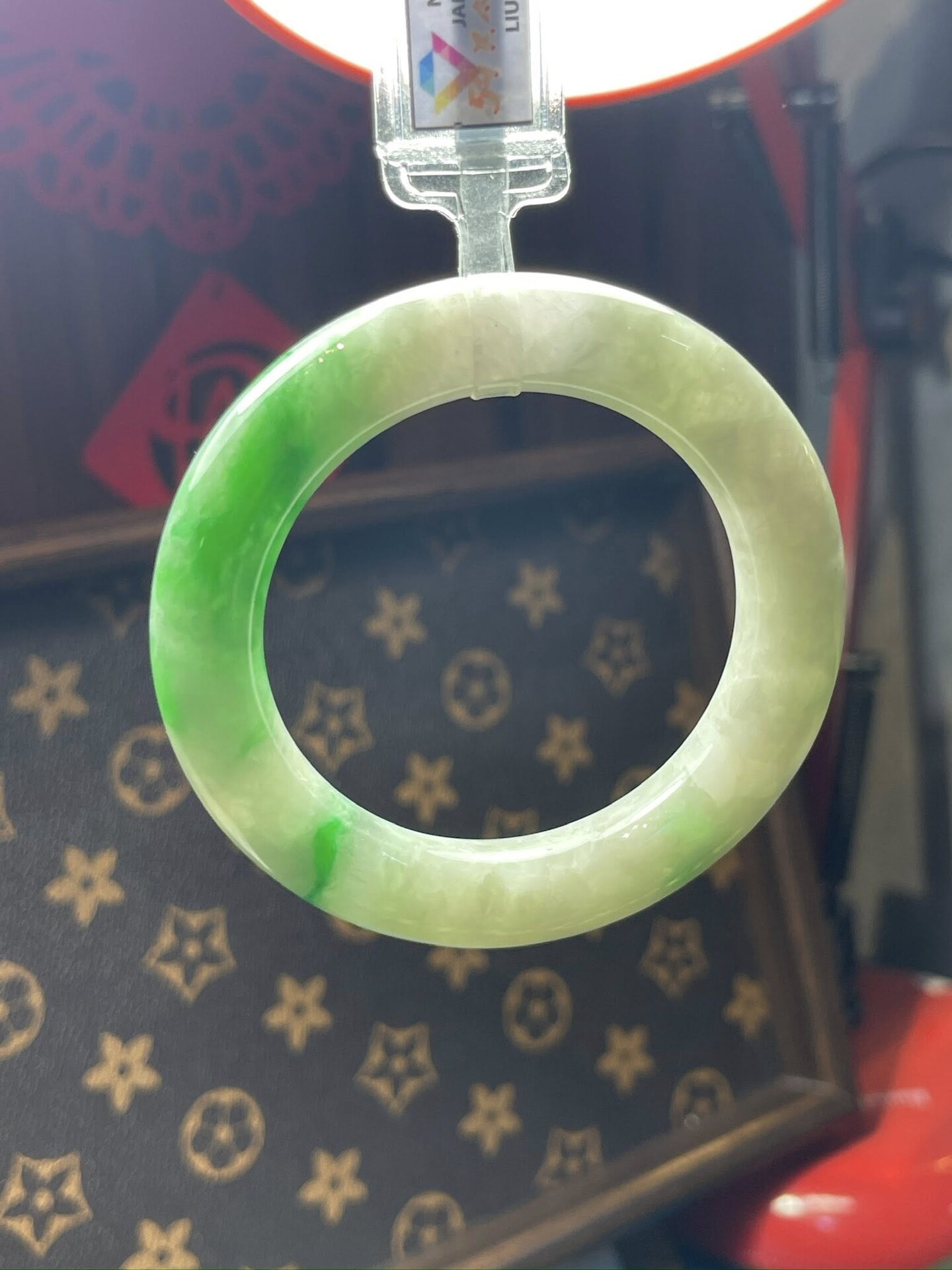 Vòng Ngọc Xanh Lý Cay