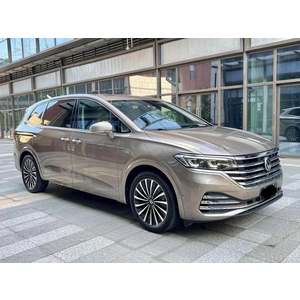 Volkswagen Viloran Premium