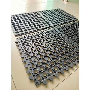 Thảm cao su chống trơn trượt dạng lắp ghép - WG 8040 - ĐEN