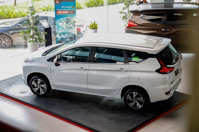 Mitsubishi Xpander giá lăn bánh tai Nghệ An