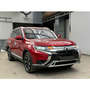 Xe CŨ Mitsubishi Outlander phiên bản Premium 2021 màu đỏ