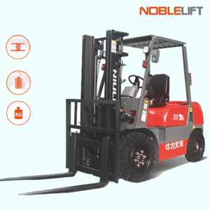 XE NÂNG ĐỘNG CƠ DẦU