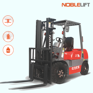 XE NÂNG ĐỘNG CƠ DẦU