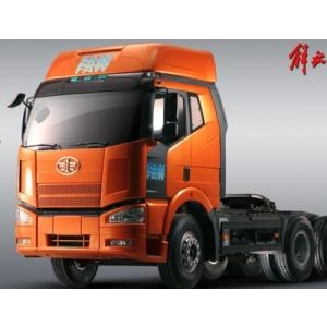 Xe đầu kéo 2 cầu FAW, công suất 390 PS