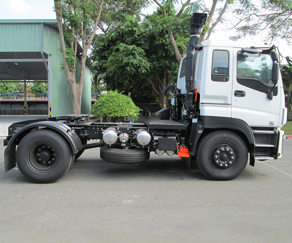 Xe đầu kéo Isuzu EXZ (6X4) - Tải trọng tổ hợp 60,000 kg