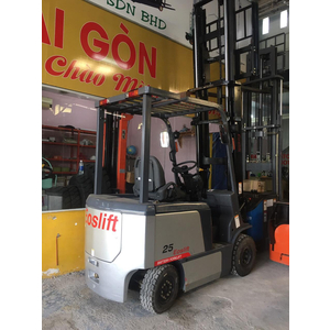 XE ĐIỆN NGỒI LÁI 2500KG - 4M