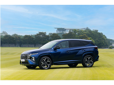 Xe động cơ đốt trong hút khách trở lại: Toàn cảnh thị trường ôtô toàn cầu 2025 và những thay đổi chiến lược của các hãng xe