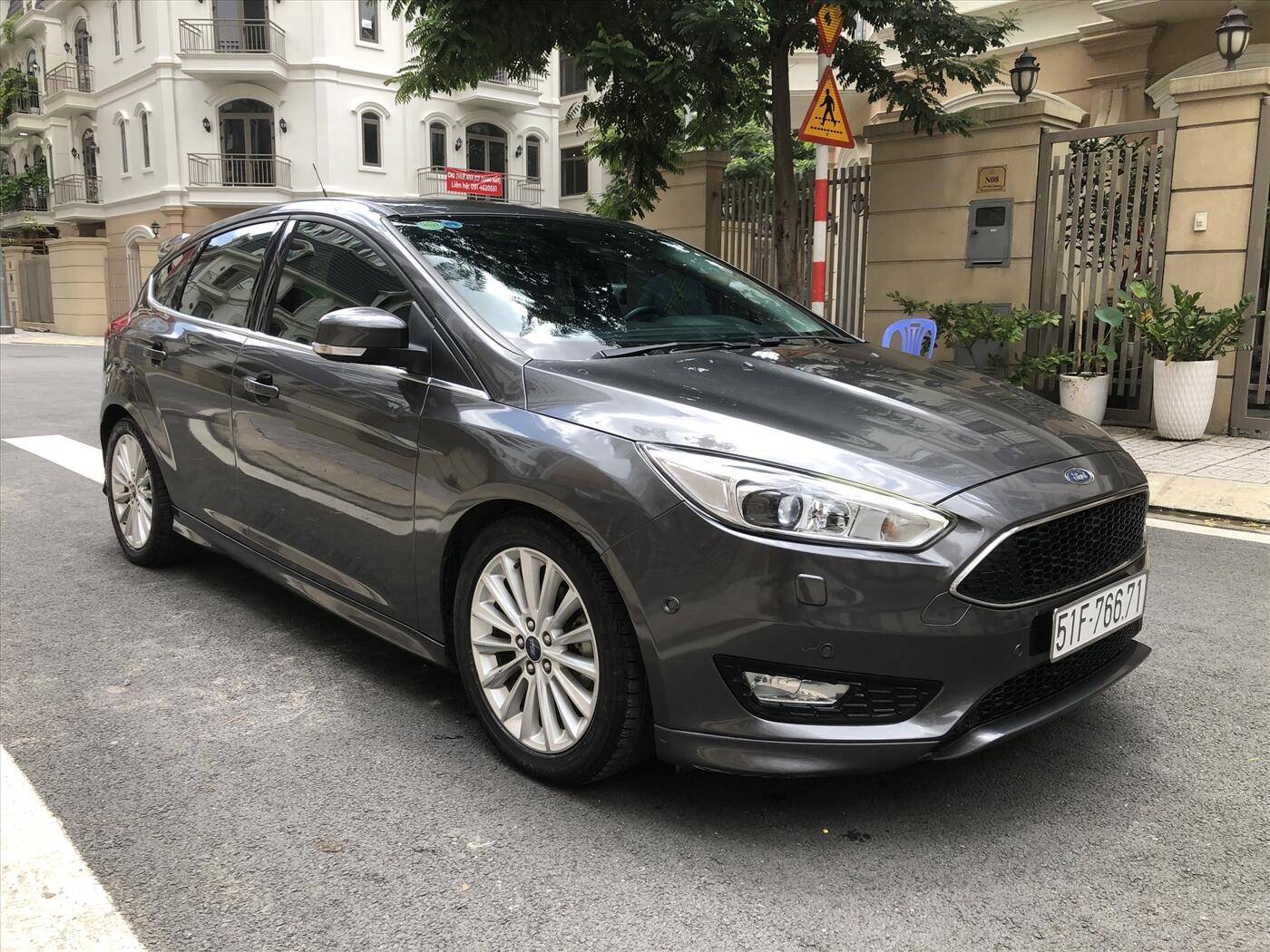 Ford Focus STLine A stylish and sporty Car  Ford UK