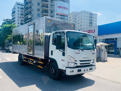 Isuzu 5 Tấn – NQR550 – Xe Tải Isuzu 5 Tấn Thùng Kín (NQR75ME4)