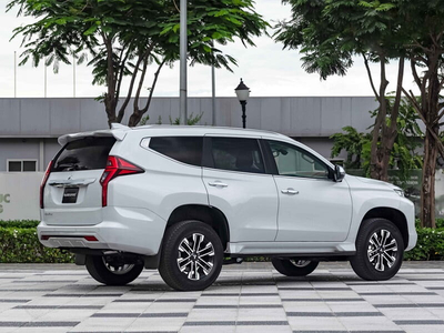 Mitsubishi Pajero Sport 4x4 AT Diesel