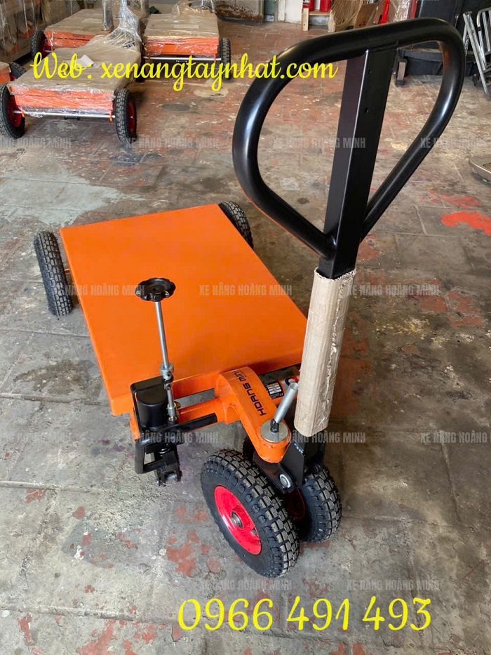 XE NÂNG BÀN 500KG SỬ DỤNG BÁNH HƠI