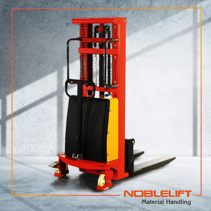 Xe Nâng Bán Tự Động 1.5 Tấn