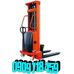 Xe nâng bán tự động