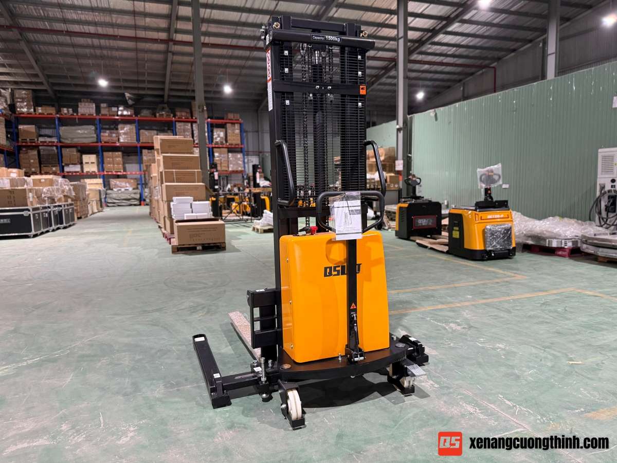 Xe Nâng Bán Tự Động Chân Rộng / Chân Khuỳnh | QSLift QSS15-Straddle Leg