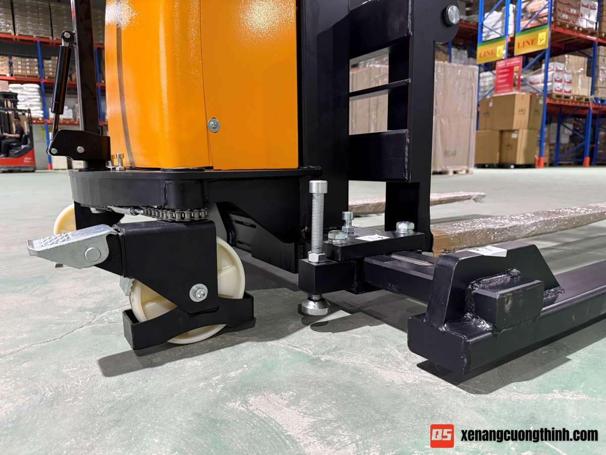 Xe Nâng Bán Tự Động 1.5 Tấn | QSS15