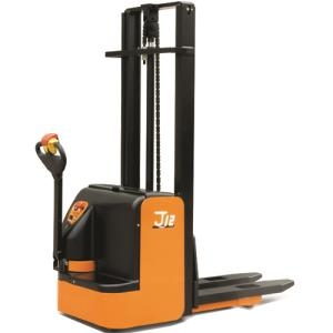 Xe nâng: Công dụng và các loại xe nâng hạ