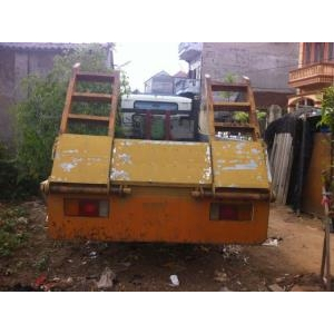 Xe nâng đầu Hyundai 3,5 tấn SX 1988 chở máy công trình cũ đã qua sử dụng