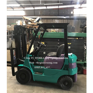 XE NÂNG DẦU CŨ NGỒI LÁI 1500KG 3 MÉT MITSUBISHI