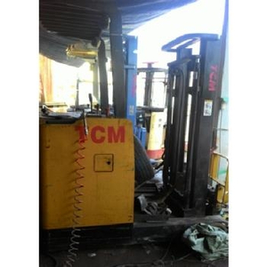 Xe nâng điện 1.5T-3M đứng lái TCM - Nhật