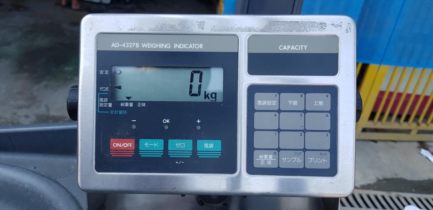 xe nâng điện có cân 1300kg, xe nâng điện cân được, xe nâng điện cũ có cân,