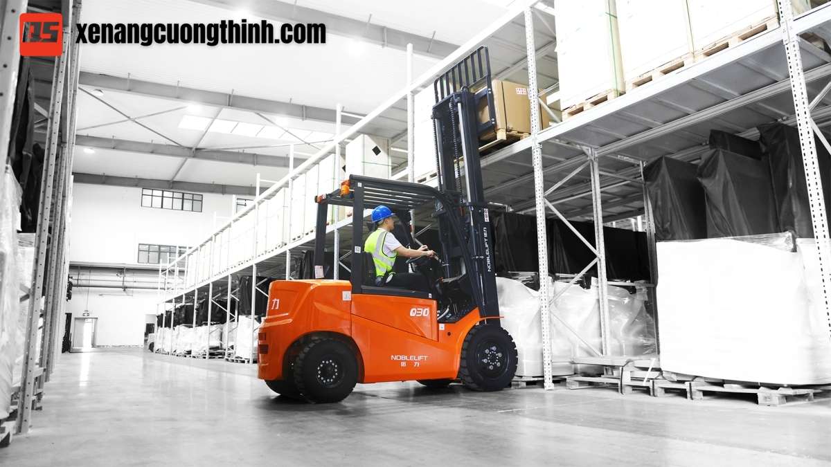 Xe nâng điện 3 Tấn